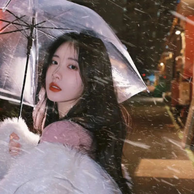 千里莺啼绿映红